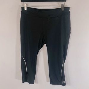 Champion Double Dry Athletic Running Women’s Size M Black Stretch Capris Pants